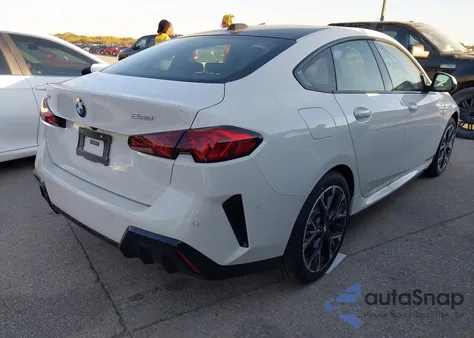 2025 BMW 228 Gran Coupe xDrive z USA, uszkodzony, nr VIN WBA23GG02S7S55397